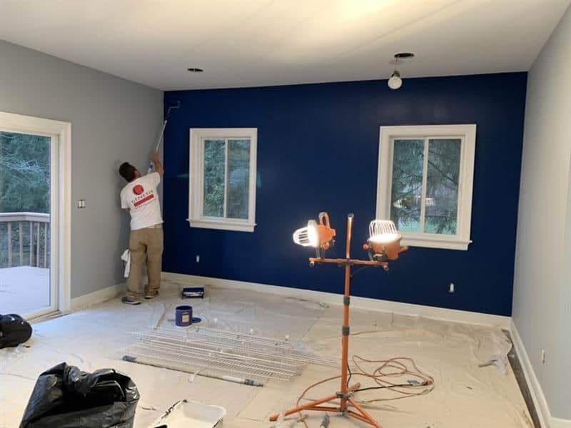 6 Paint Colors That Makes A Room Look Bigger Genesis Pro Painting - What Color To Paint A Room Make It Look Bigger